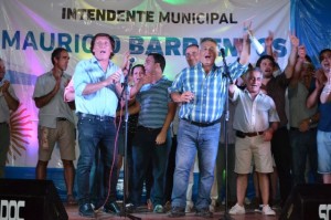 Masivo apoyo a la gestión del Intendente Barrientos.