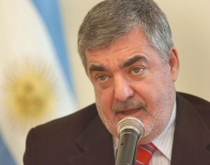 El Gobernador Mario Das Neves informó hoy que las elecciones complementarias en Chubut serán el 29 de mayo.