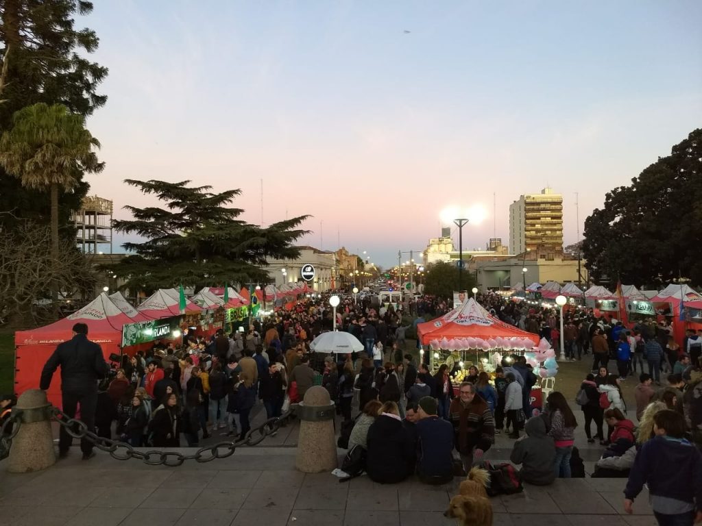 Gastronomía, cultura y deporte para el segundo día de celebración