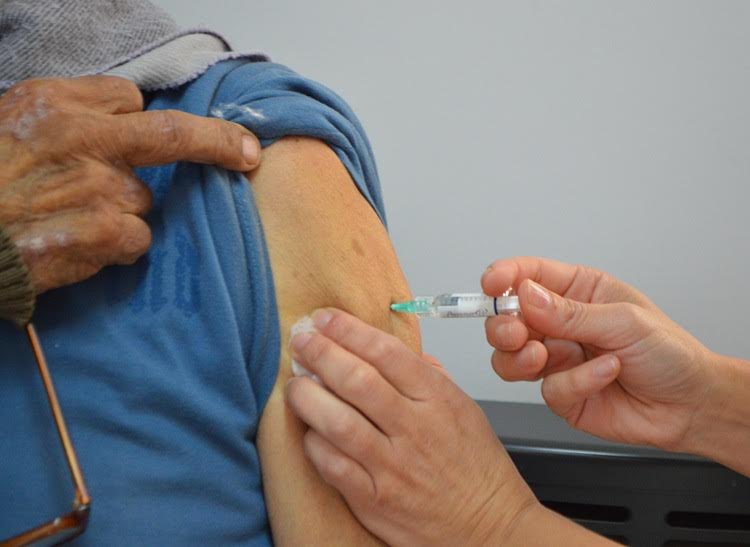  Vacunación antigripal: atención afiliados del PAMI