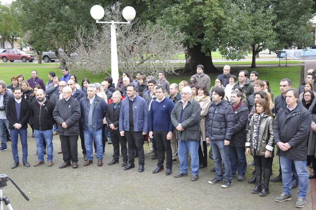 9/7/17- El Intendente Municipal, Víctor Aiola, encabezó el Acto oficial por el 201 Aniversario de la Declaración de la Independencia Argentina en O´Higgins.