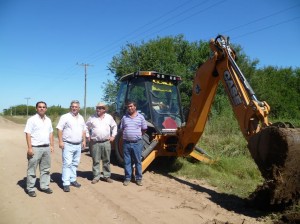 Se realizan tareas de canalización en el Barrio Alcira de la Peña.