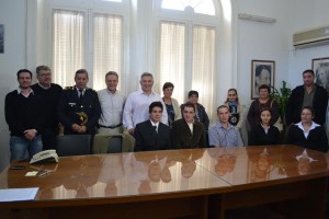 Barrientos recibió a aspirantes a Policía.