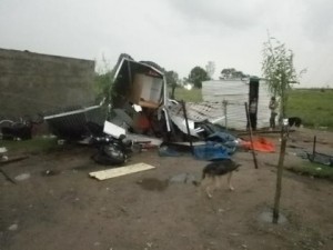 40 evacuados en Bragado por el temporal.