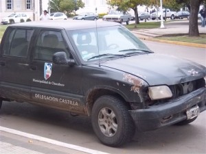 La imagen muestra el estado de la camioneta de la Delegación de Castilla perteneciente a la Municipalidad de Chacabuco