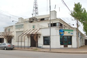 En la imagen el edificio de la Cooperativa de Marcos juárz.