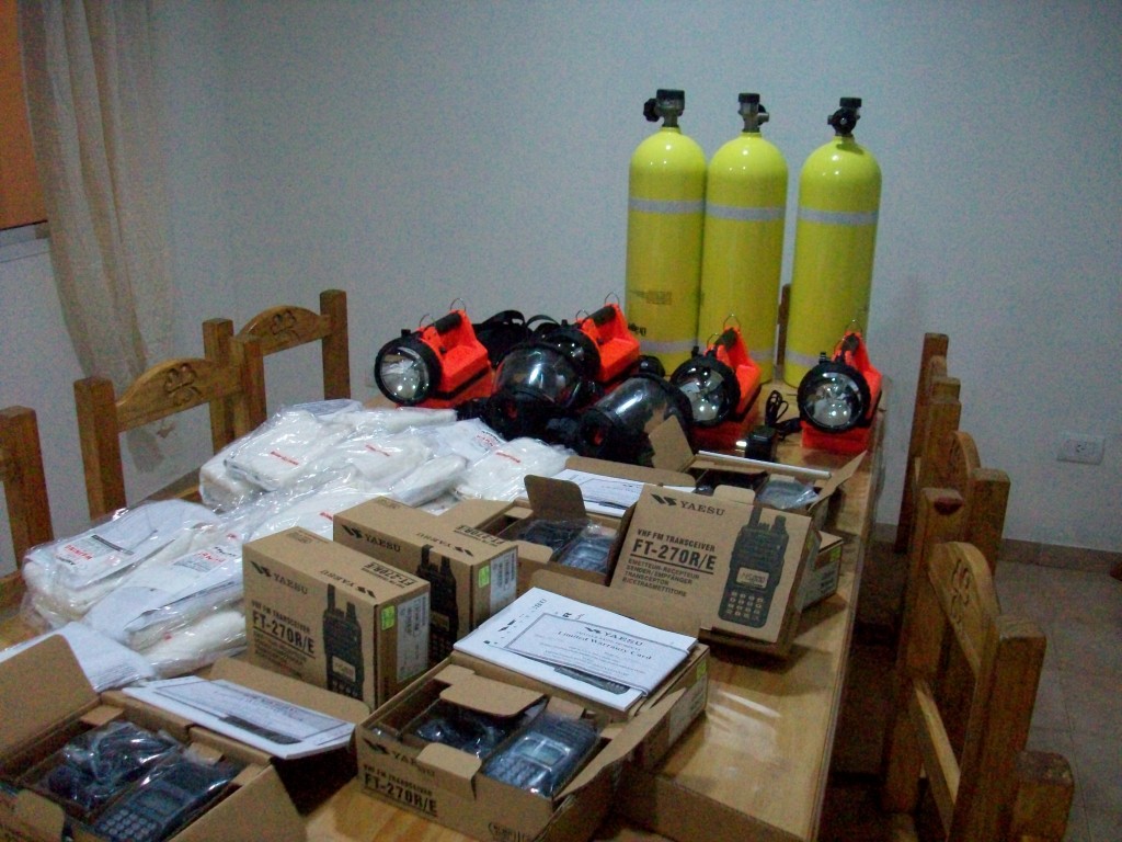 El total del equipamiento adquirido para Bomberos Voluntarios de Rawson.