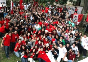 Más de 400 jóvenes en el campamento de la Juventud Radical que se opone a un acuerdo con Macri.