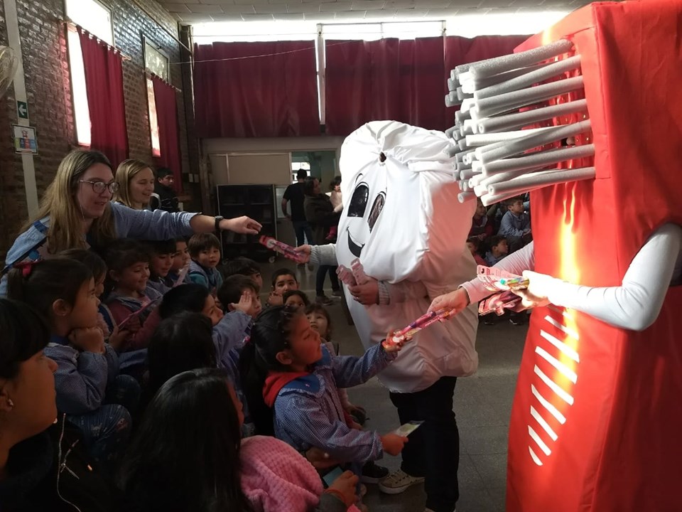 “Sonrisas Felices”: hábitos saludables y técnicas de cepillado