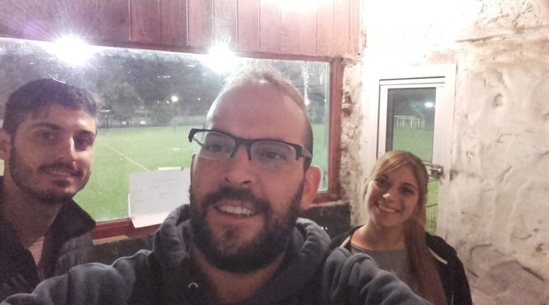 Leonardo, Damián y Gabriela, los responsables de la transmisión del fútbol por Sobre Nivel