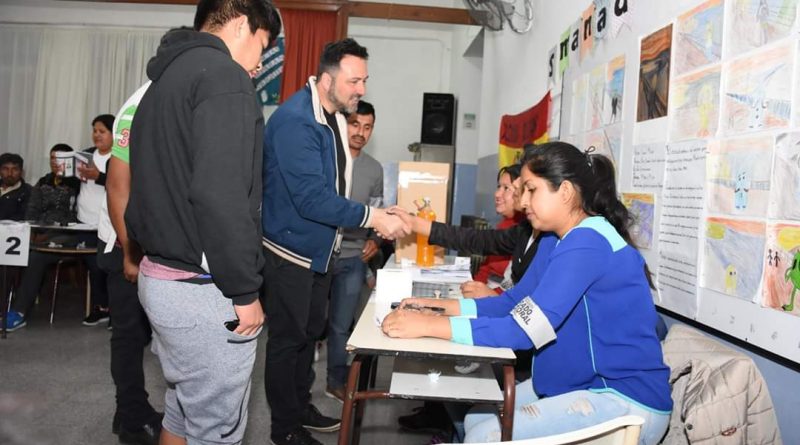 Elecciones presidenciales en Bolivia: La comunidad boliviana vota por primera vez en Chacabuco
