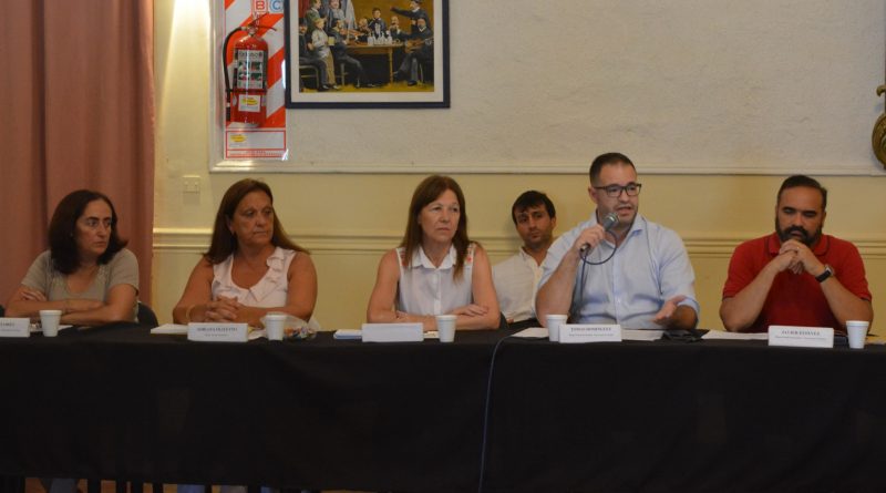 Domínguez: "Aiola debería reconocer el trabajo de la Red Solidaria y de todos los que están presentes en tiempos de dificultades".
