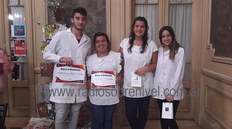 Los alumnos en la Casa de la Cultura
